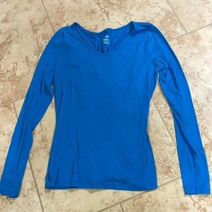 So perfect V-neck long sleeved shirt